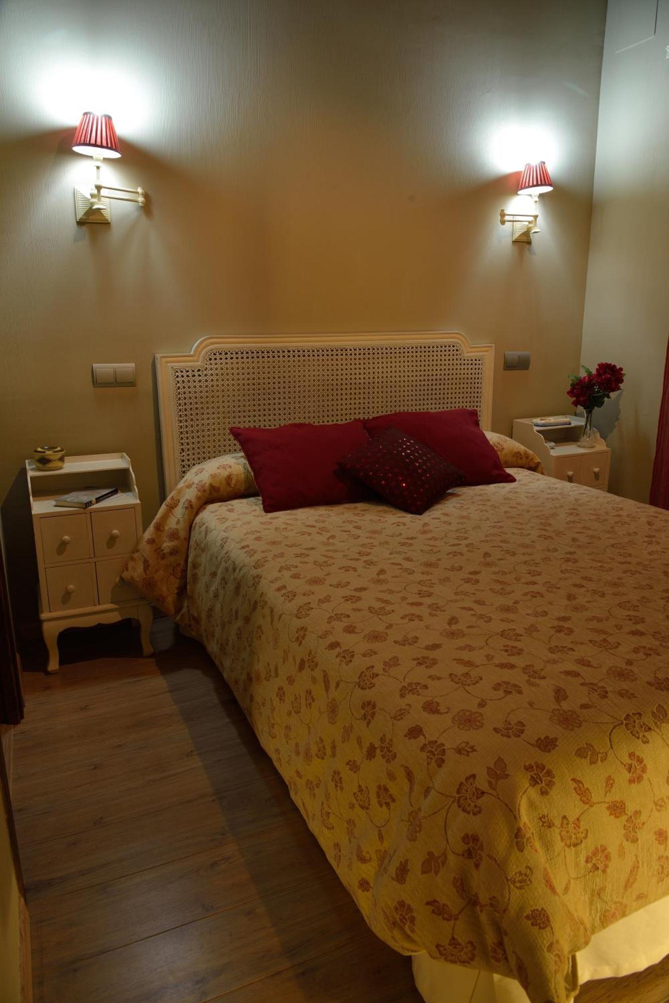 Casa Rural La Botica โอโรเปซา ภายนอก รูปภาพ